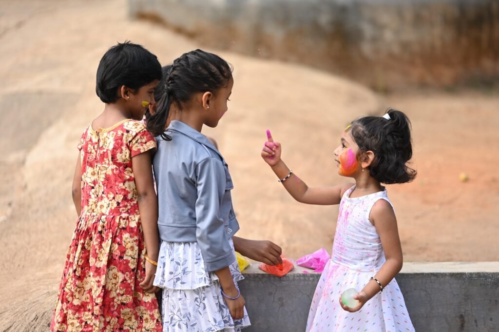 HOLI 2025